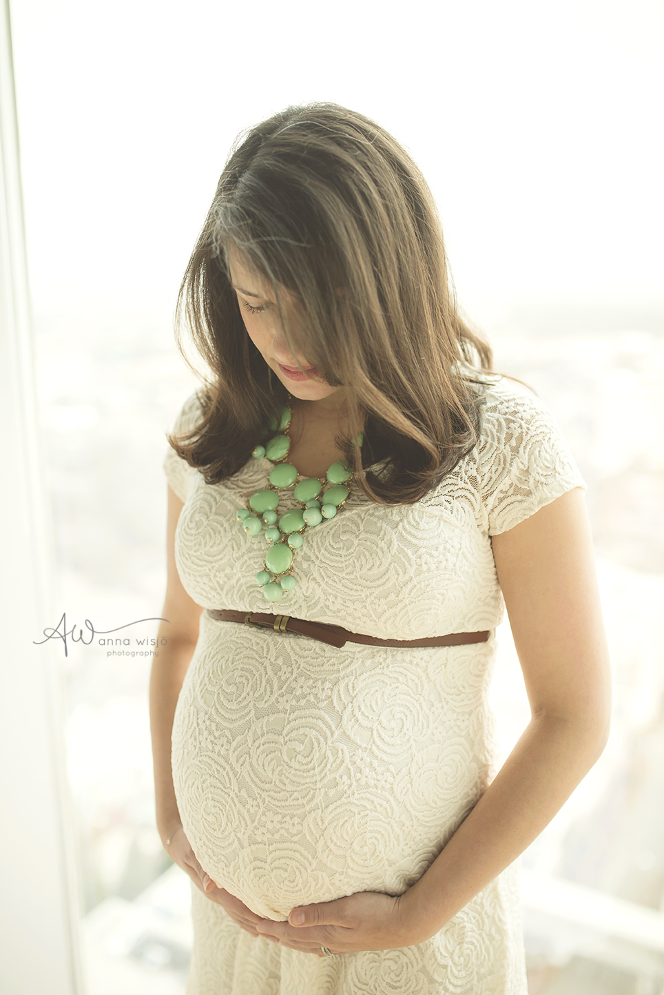 Emily Maternity Sneak Peek | Anna Wisjo Photography
