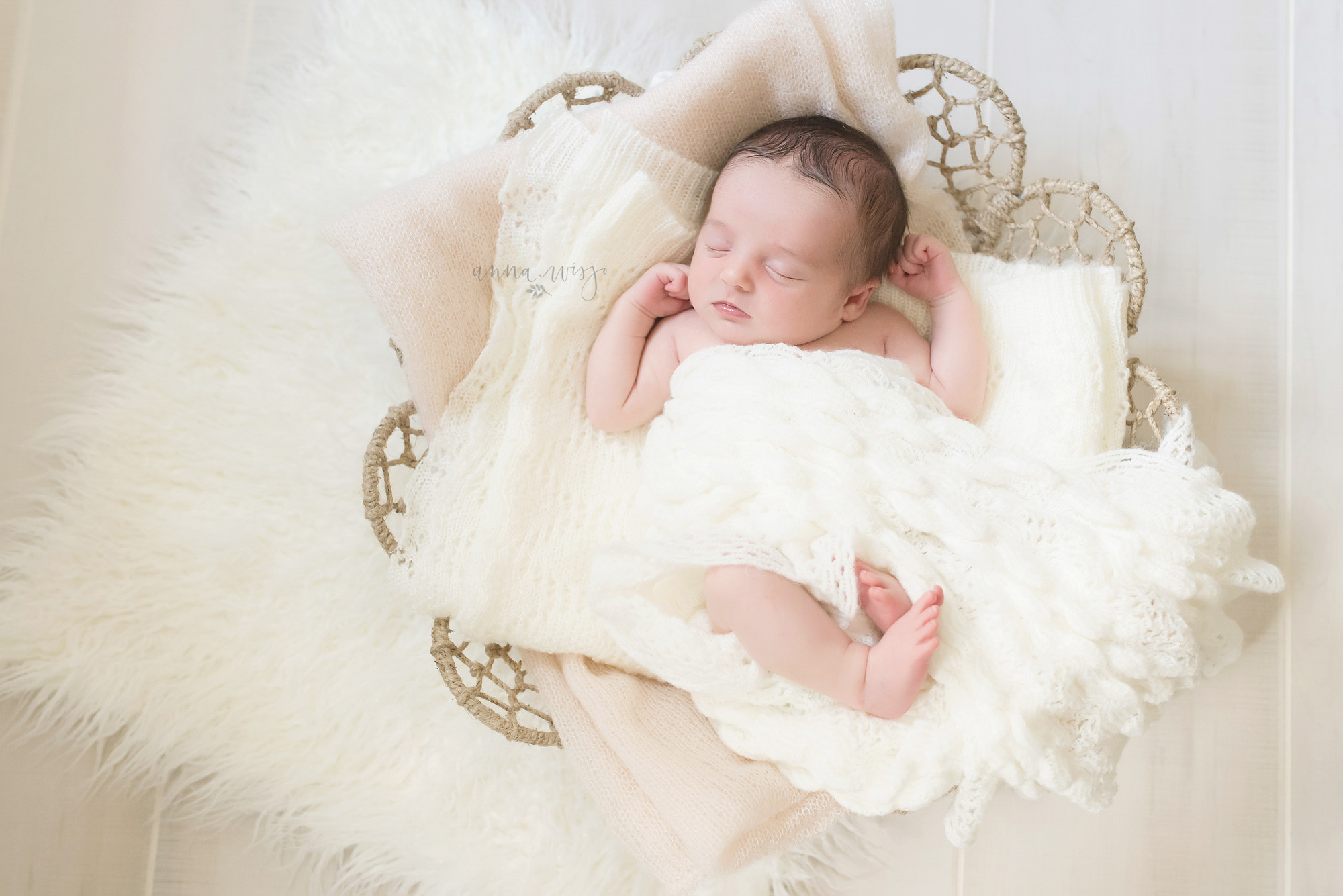 Simple Newborn | Charlotte Newborn Photographer | Anna Wisjo Photography