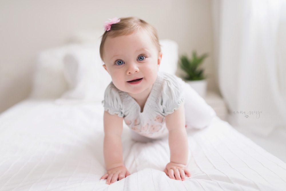 Blue Eyes | Charlotte Baby Photographer | Anna Wisjo Photography
