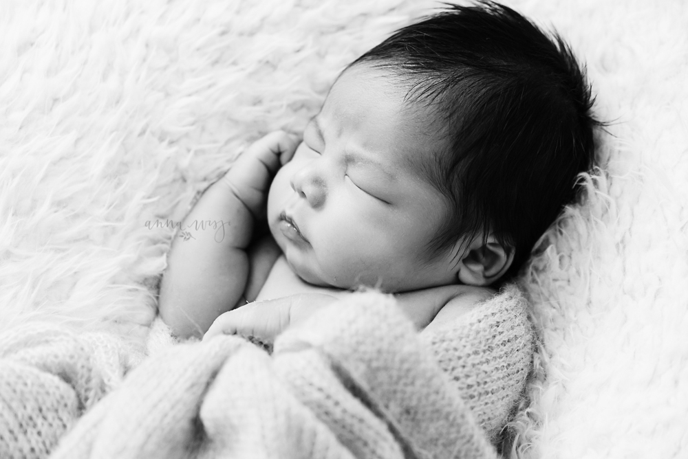 organic newborn in black and white