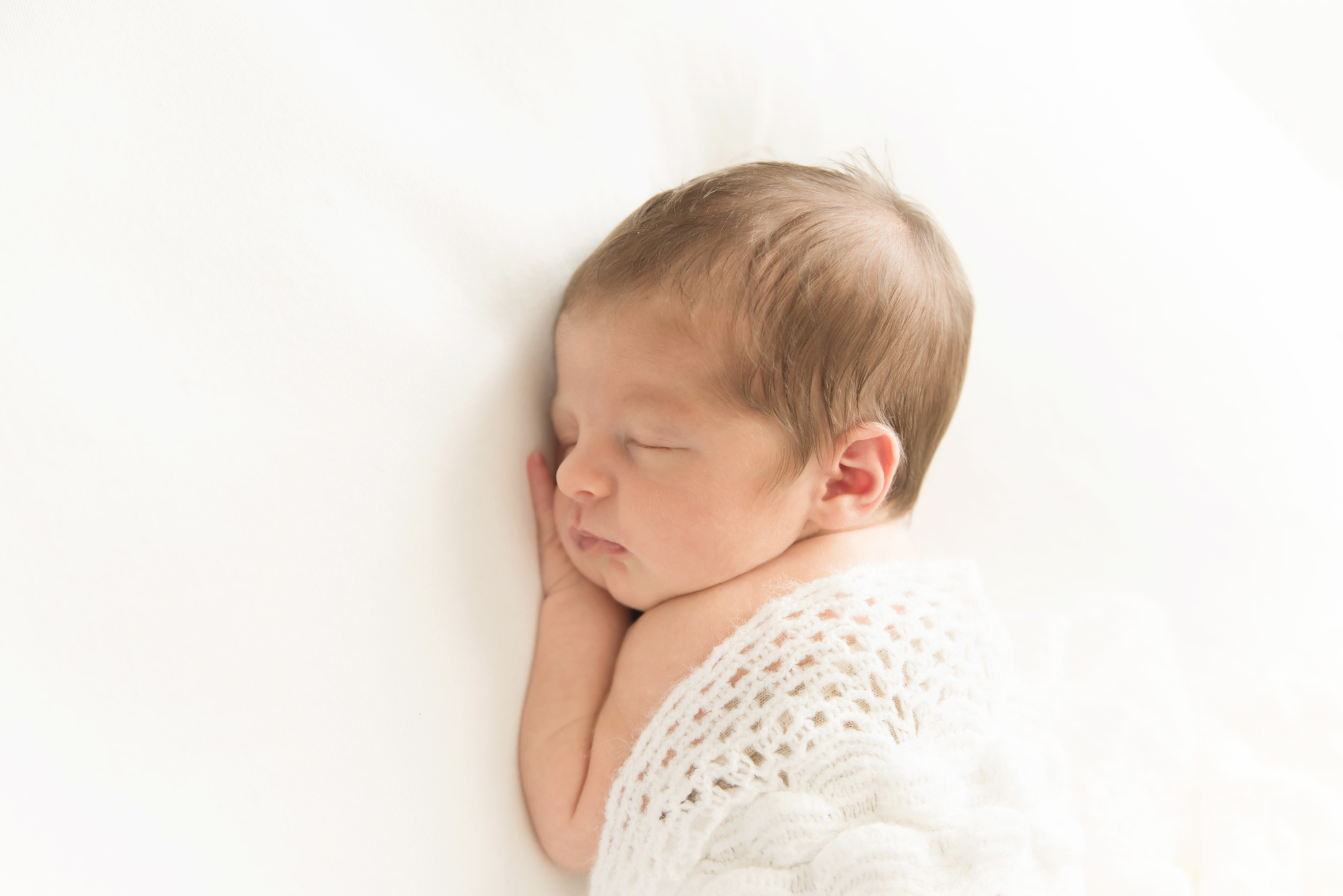 Cate | Newborn Preview by Anna Wisjo Photography